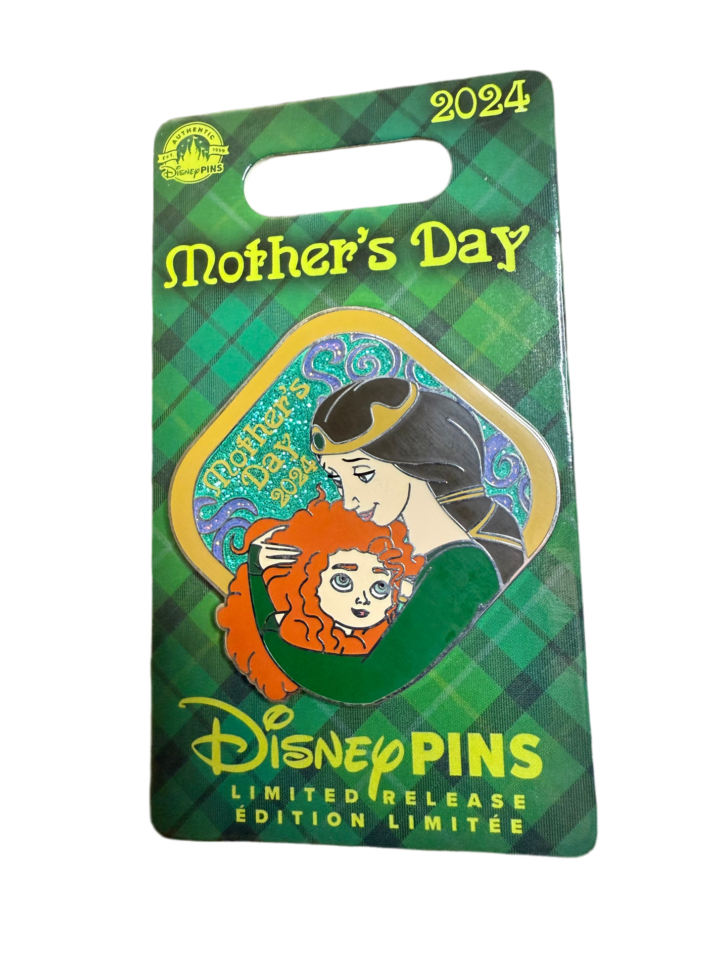 Merida and Queen Elinor 2024 Mother's Day Limited Release