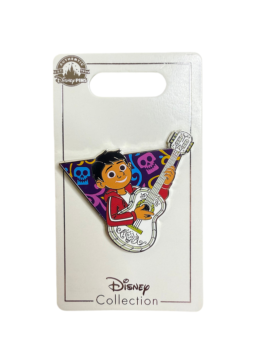 Miguel - Playing Guitar Coco Open Edition - Spf 1