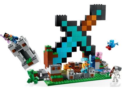 Retired-21244 LEGO Minecraft The Sword Outpost