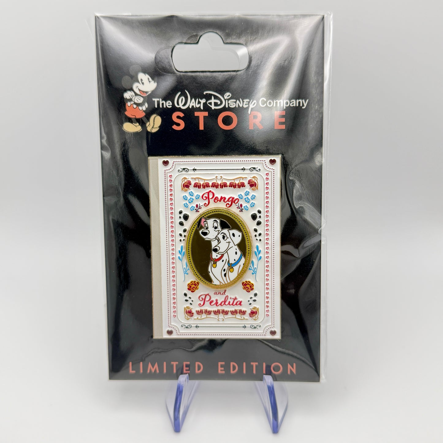 TWDC - Romantic Novels Pin Series Limited Edition 300