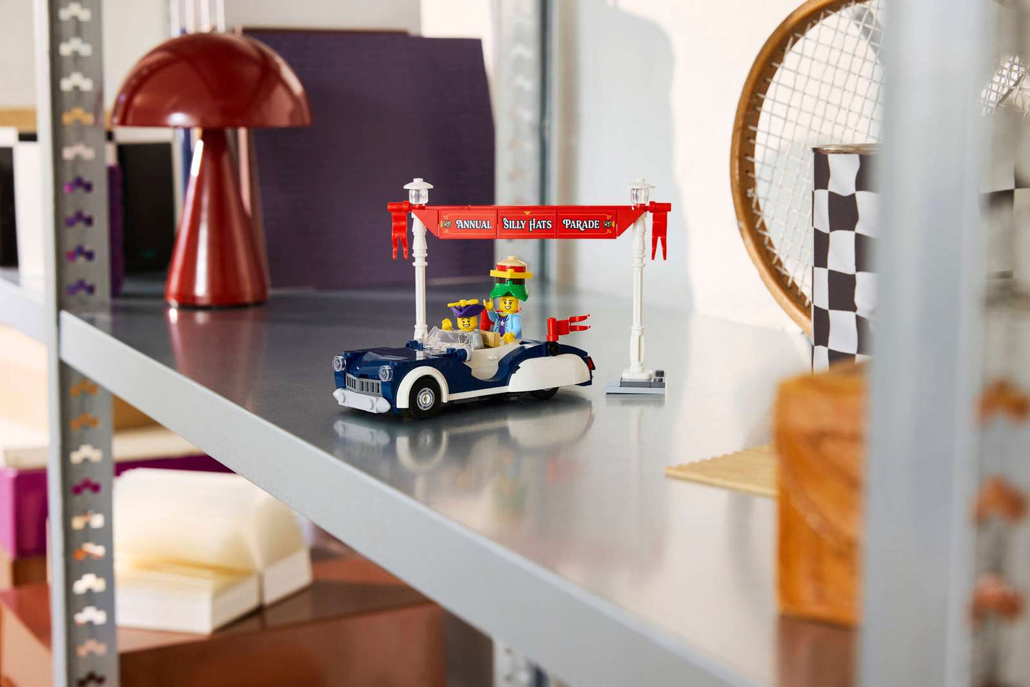 Retired LEGO 40913 Vintage Parade Car