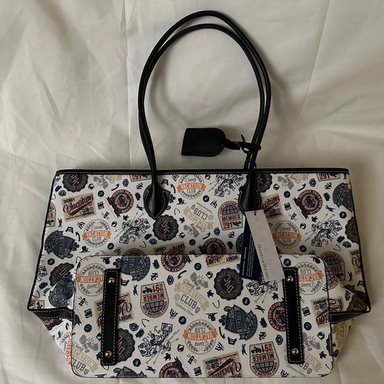 Disney Vacation Club DVC Dooney & Bourke Tote Bag Purse (2021)- New