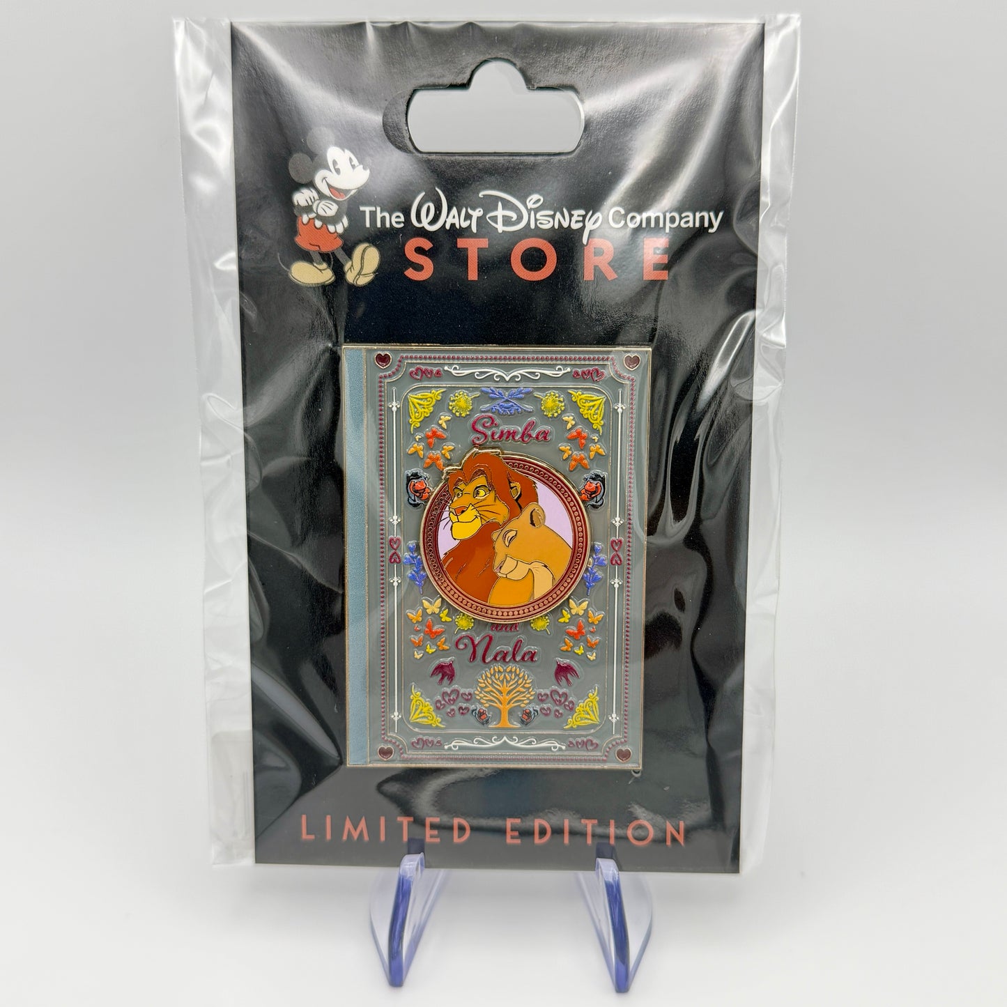 TWDC - Romantic Novels Pin Series Limited Edition 300