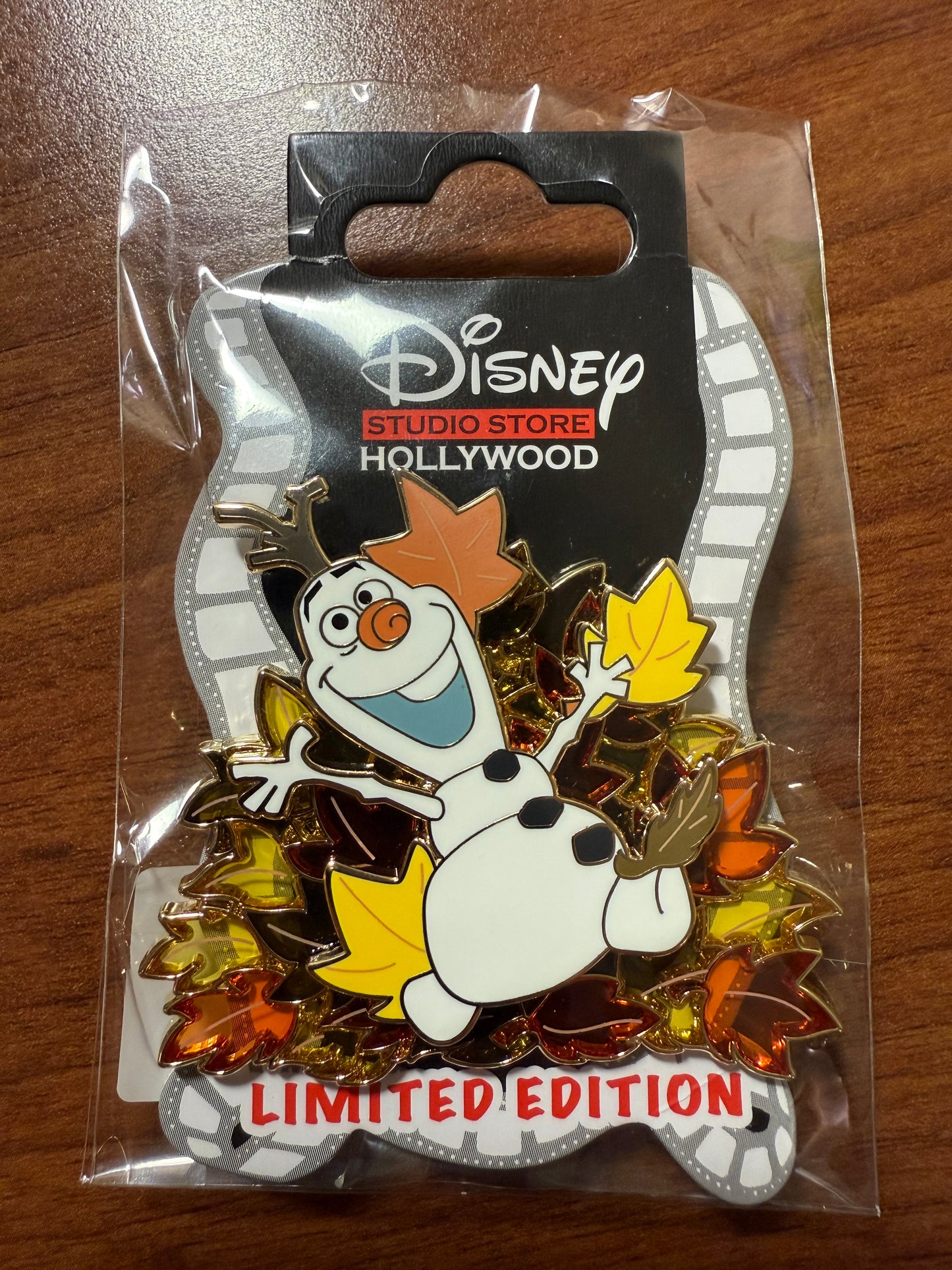 Limited Edition 400 Fall Leaves 2024
Disney Studio Store Hollywood (DSSH)